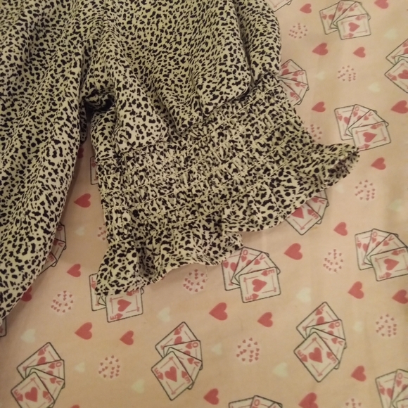 Sienna Sky Black and White Patterned Blouse  Pre-owned Good Condition Size Small - Picture 4 of 6